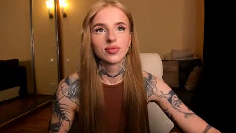 Snapshot of harley_kimm chatting on 07.24.26 Julia online show from 07.24.26