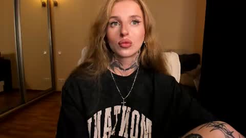 Snapshot of harley_kimm chatting on 08.01.26 Julia online show from 08.01.26
