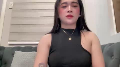 Snapshot of harley_queen69x chatting on 12.15.25 BABY KIMMY online show from 12.15.25