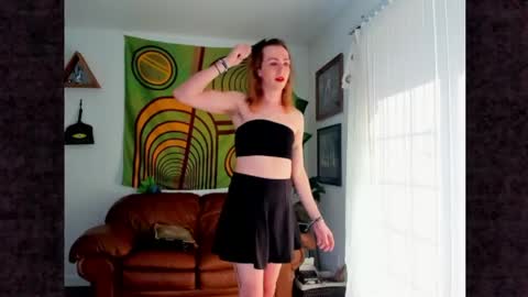harlynn_ell online show from 04.08.26