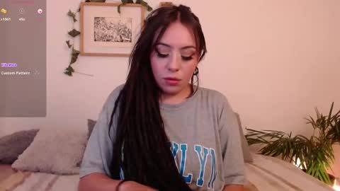 Snapshot of harmonyy01 chatting on 12.13.24 Harmony Please help me to reach 100 thumbs up online show from 12.13.24