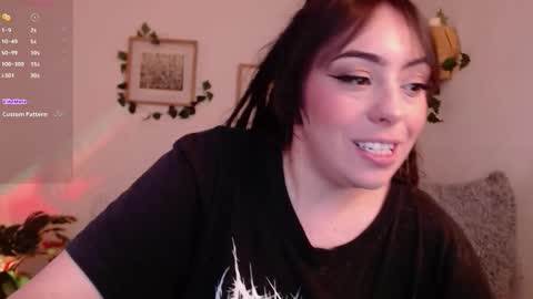 Snapshot of harmonyy01 chatting on 09.22.25 Harmony Please help me to reach 100 thumbs up online show from 09.22.25