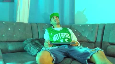 Snapshot of harold_999 chatting on 11.08.25 harold_999 online show from 11.08.25