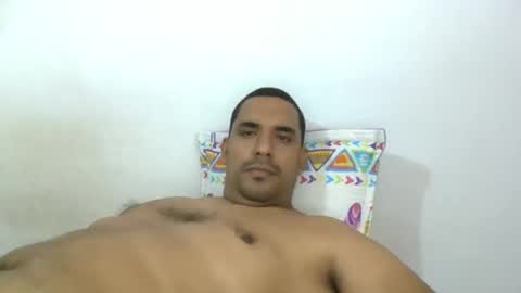 Snapshot of harpechediaz chatting on 12.12.24 ricardo online show from 12.12.24