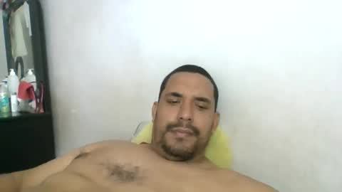 Snapshot of harpechediaz chatting on 09.08.25 ricardo online show from 09.08.25