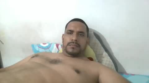 Snapshot of harpechediaz chatting on 10.19.25 ricardo online show from 10.19.25