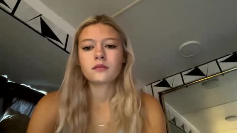 Snapshot of harper7381088 chatting on 09.22.25 Harper online show from 09.22.25