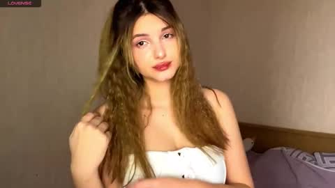 Snapshot of harriettlipton chatting on 03.07.26 Emily online show from 03.07.26