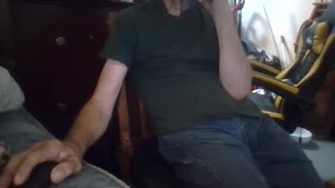 Snapshot of harry1cannary chatting on 09.26.25 harry1cannary online show from 09.26.25