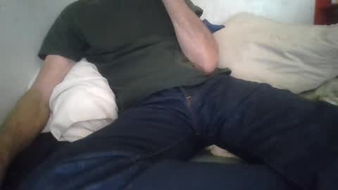 Snapshot of harry1cannary chatting on 10.05.25 harry1cannary online show from 10.05.25