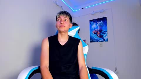 Snapshot of harry_jonshon69 chatting on 03.26.26 harry online show from 03.26.26