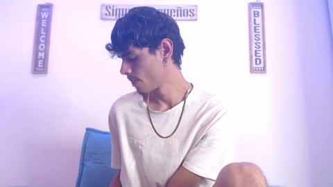 Snapshot of harrythomson1 chatting on 02.18.25 harry thomson online show from 02.18.25