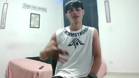 Snapshot of harrythomson1 chatting on 05.08.26 harry thomson online show from 05.08.26