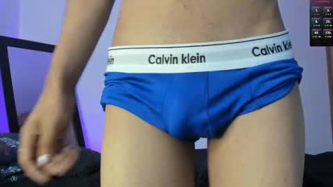 Snapshot of harrytwink18 chatting on 02.10.25 HARRY online show from 02.10.25