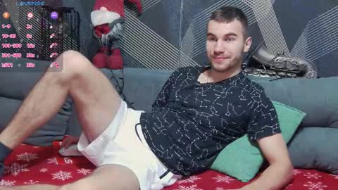 Snapshot of harvey_ren chatting on 12.13.25 Harvey online show from 12.13.25