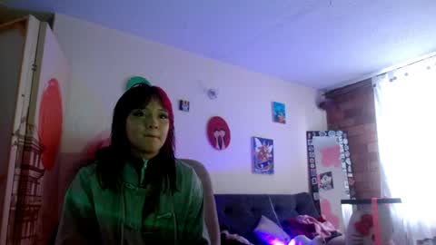 Im Emily and I could be the love of your life    online show from 03.28.26