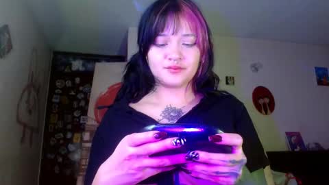 Im Emily and I could be the love of your life    online show from 04.27.26