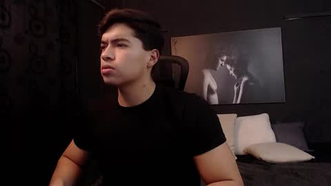 hat_guy01 online show from 02.13.26