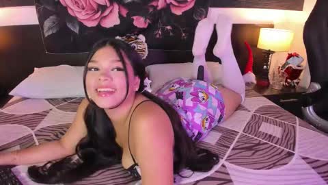 Snapshot of hatsajones chatting on 01.15.26 hatsajones online show from 01.15.26