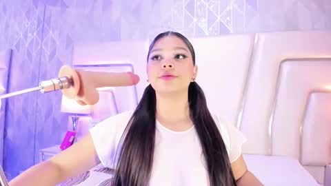 Snapshot of hatsajones chatting on 03.06.26 hatsajones online show from 03.06.26