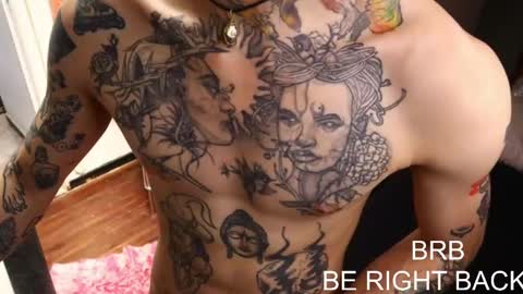 Snapshot of hatsumotokyoto chatting on 02.02.25 More content   2   online show from 02.02.25