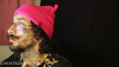 Snapshot of hatsumotokyoto chatting on 02.16.25 More content   2   online show from 02.16.25