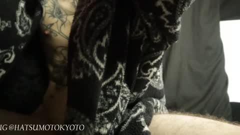Snapshot of hatsumotokyoto chatting on 02.20.25 More content   2   online show from 02.20.25