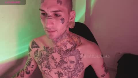 Snapshot of hatsumotokyoto chatting on 09.11.25 More content   2   online show from 09.11.25