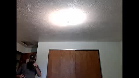 Snapshot of hawktalon007 chatting on 09.21.25 Robert online show from 09.21.25