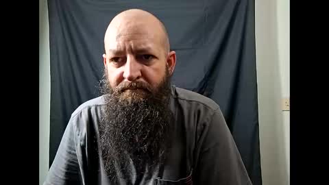 Snapshot of hawktalon007 chatting on 02.10.26 Robert online show from 02.10.26