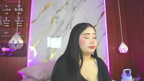 haylie  See you tonight at 8pm Colombia time online show from 02.12.25