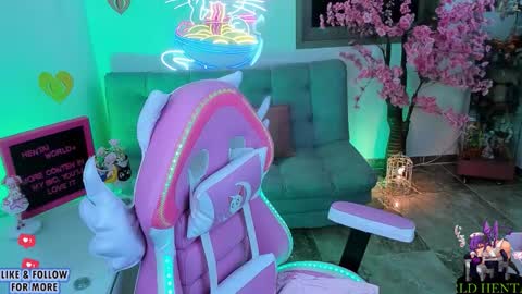 Snapshot of hayami_dai chatting on 11.28.25 Hayami Dai online show from 11.28.25