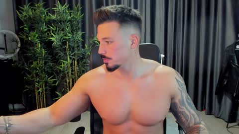 Snapshot of haydenspears chatting on 01.03.25 HaydenSpears online show from 01.03.25