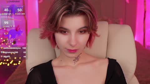 haylaamber online show from 12.13.24