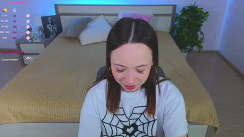 Hayle online show from 01.15.25