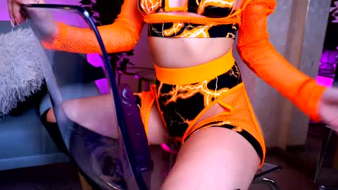 Snapshot of hayliemilf chatting on 01.18.25 Haylie online show from 01.18.25