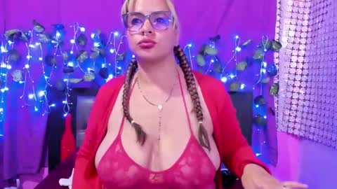 Snapshot of hazel_34 chatting on 02.27.25 hazel online show from 02.27.25