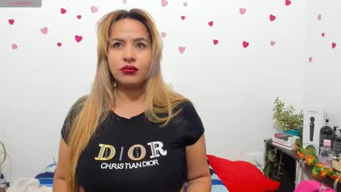 Snapshot of hazel_34 chatting on 10.03.25 hazel online show from 10.03.25