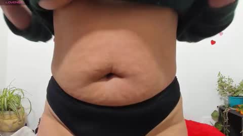 Snapshot of hazel_34 chatting on 10.05.25 hazel online show from 10.05.25