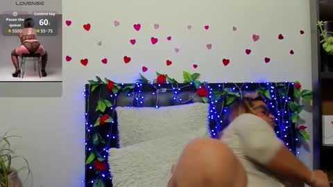 Snapshot of hazel_34 chatting on 11.12.25 hazel online show from 11.12.25