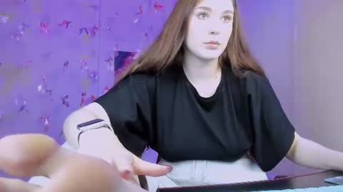 Hazel online show from 07.30.26