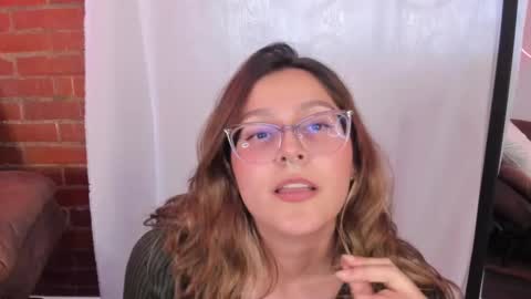 Snapshot of hazelbrownn23 chatting on 02.27.25 Hazel Brown online show from 02.27.25