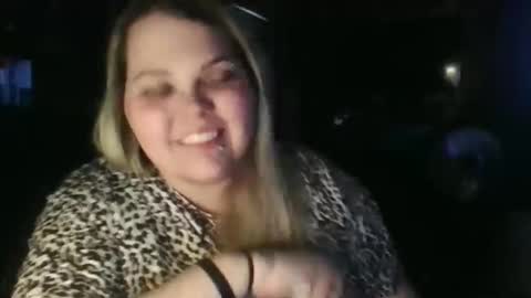 Snapshot of hazeleyez97 chatting on 10.23.25 Hazeleyez97 online show from 10.23.25