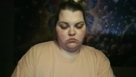 Snapshot of hazeleyez97 chatting on 11.06.25 Hazeleyez97 online show from 11.06.25