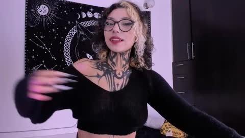 Hazell Witch online show from 03.06.25