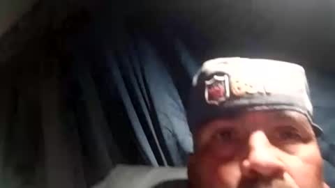 Snapshot of headshop_ chatting on 03.11.25 Cloudznpointzsex online show from 03.11.25