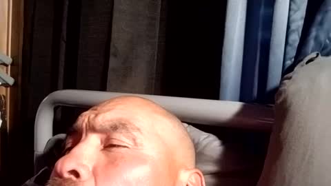 Snapshot of headshop_ chatting on 03.12.25 Cloudznpointzsex online show from 03.12.25