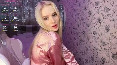 Valeria online show from 12.23.24