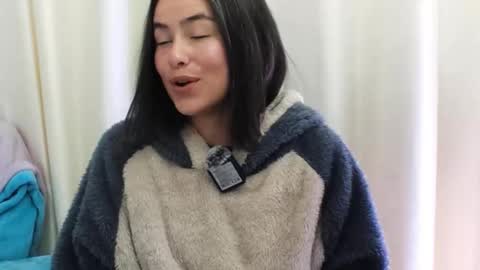 Snapshot of hearmymoans_18 chatting on 02.11.26 hearmymoans_18 online show from 02.11.26