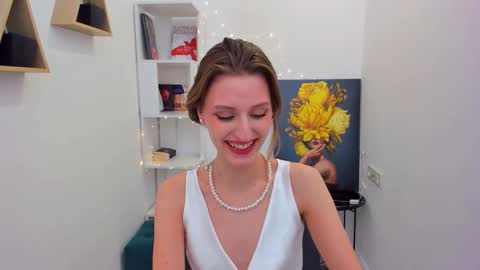 Snapshot of heartedlove_1 chatting on 02.22.25 heartedlove_1 online show from 02.22.25